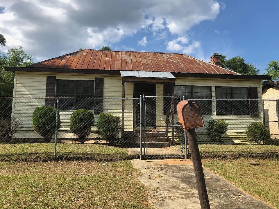 2nd image of 415 Odom Ave