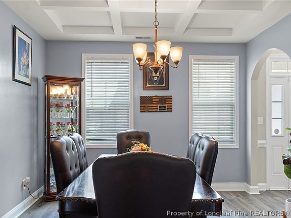 4th image of 221 Fountain Grove Dr