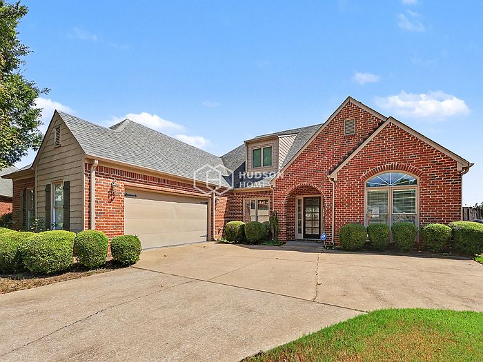 1st image of 4382 Merion Way