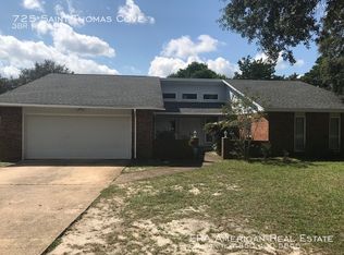 725 Saint Thomas Cv, Niceville, FL 32578