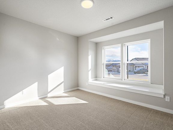 4th image of 18253 E 17th Ave #2/2