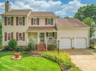 408 Pelican Cir, Chesapeake, VA 23322