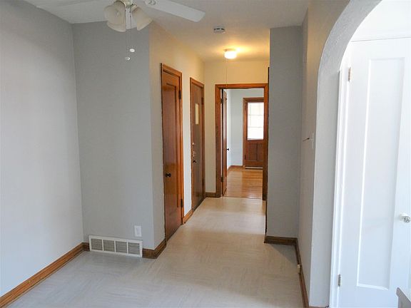 Dining Room/Hallway