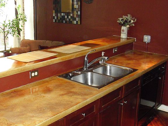 kitchen (concrete countertops)