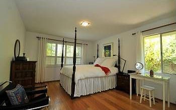 2nd image of 828 Esplanada Way