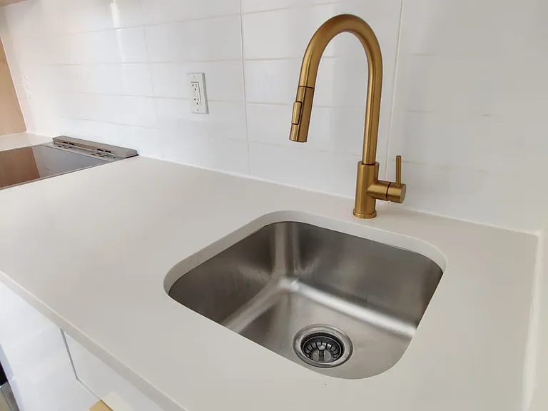 1242 Park Pl #2F — Photo 7