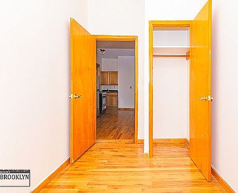 5th image of 226 Humboldt St #5