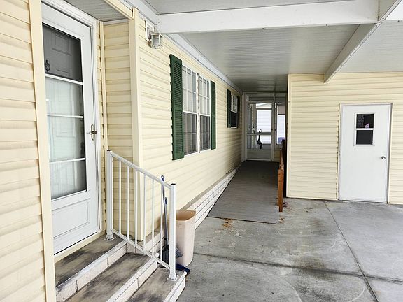 4th image of 10705 Casa Dr