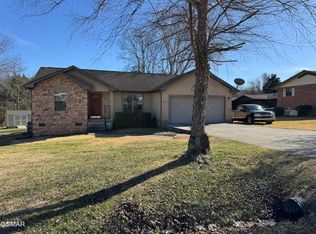 628 Broadview Dr, Sevierville, TN 37862