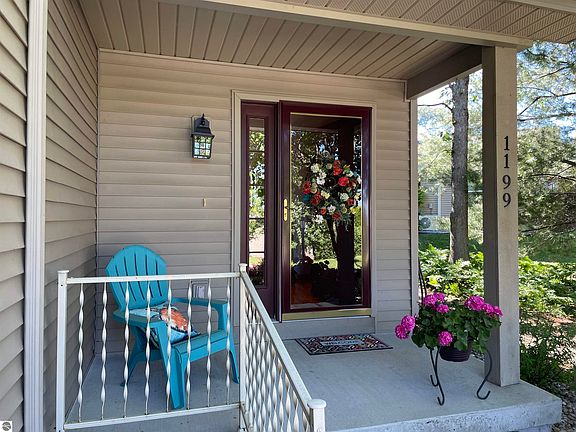 2nd image of 1199 Terrace Bluff Dr