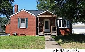 1st image of 2241 Woodlawn Ave