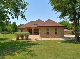 146 Pavilion Dr, Cedar Creek, TX 78612