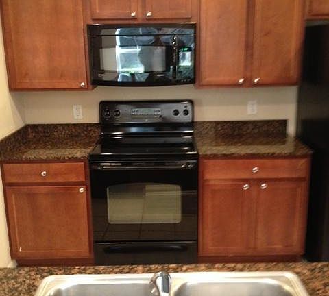 5th image of 9642 Charlesberg Dr