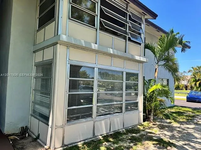 380 E Laurel Dr #4D — Photo 8