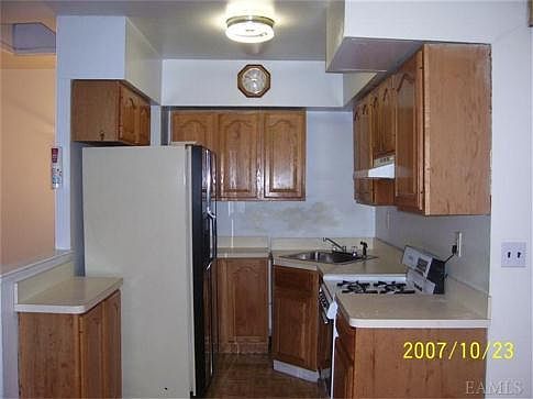 3rd image of 653 Soundview Ave Unit 2