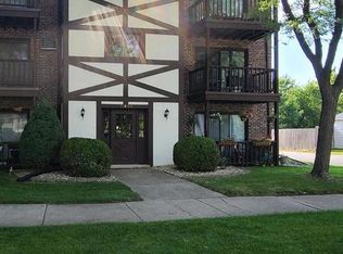11800 S Komensky Ave APT 203, Alsip, IL 60803