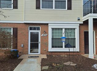 1052 Shiawassee Cir, Howell, MI 48843