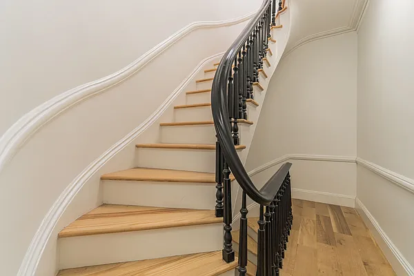 Rented by BLS Realty | media 26