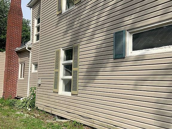 2nd image of 127 Center St