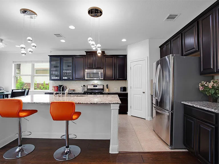 5724 Siragusa Dr — Photo 13