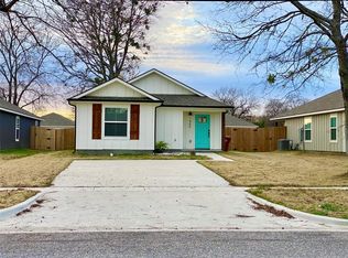 1405 Franklin Ave, Bonham, TX 75418