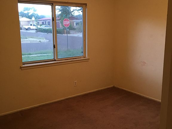 3rd image of 501 Figueroa St NE