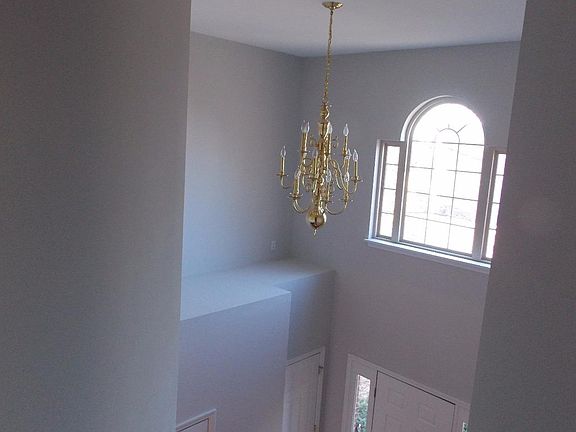 5th image of 3012 Blackmoor Park Cir
