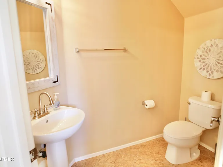 4212 E Vest Ave — Photo 28