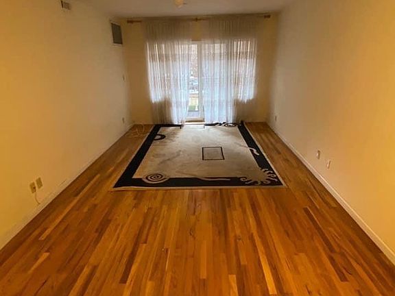 2nd image of 2827 Ocean Pkwy #2AA