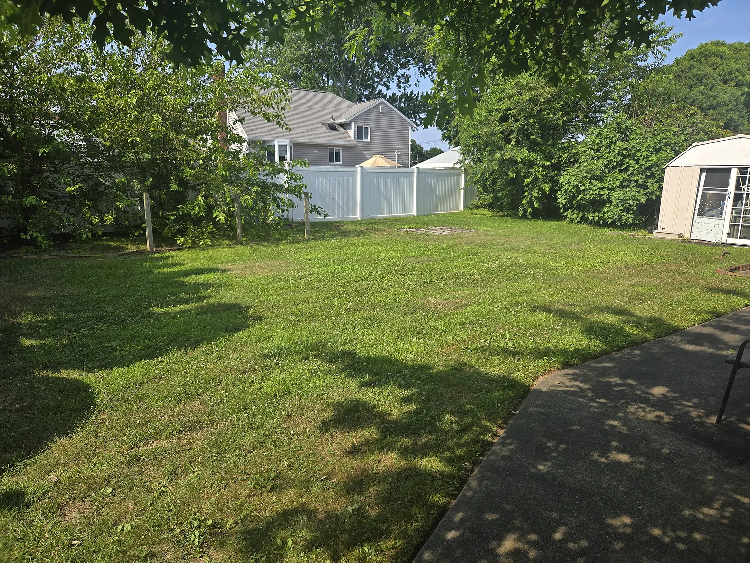 6th Ave, East Meadow — Photo 4