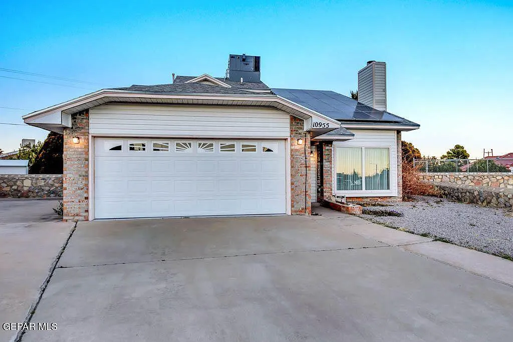 Building Photo - 10955 Yogi Berra Dr