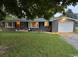 1516 Hickory Point Rd, Metamora, IL 61548