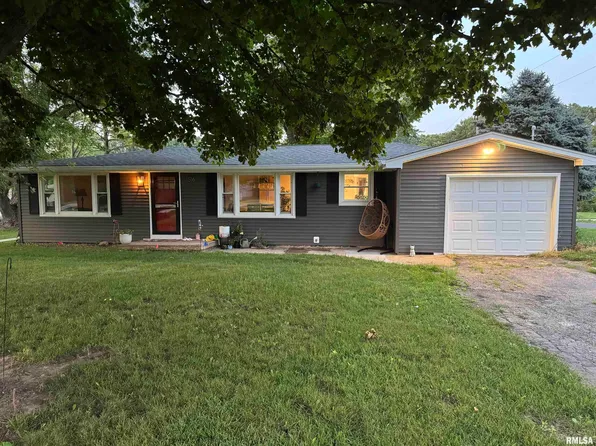 1516 Hickory Point Rd, Metamora, IL 61548