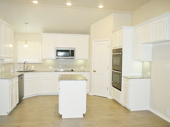 5th image of 5915 Verde Dr