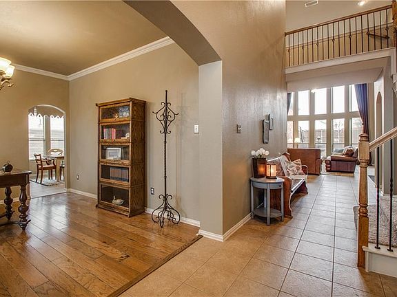 2nd image of 1411 Scarboro Hills Ln