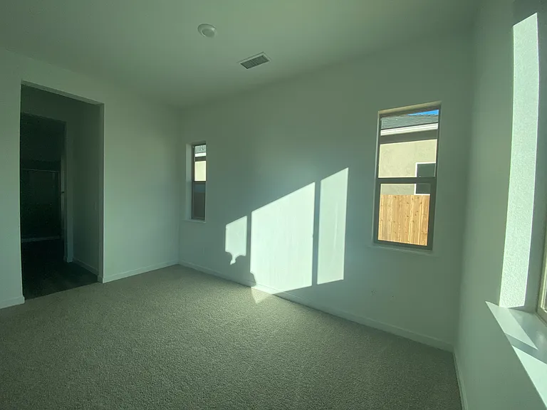 1905 Monitor Peak St — Photo 13