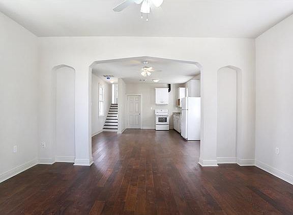 4th image of 2516 Elder St