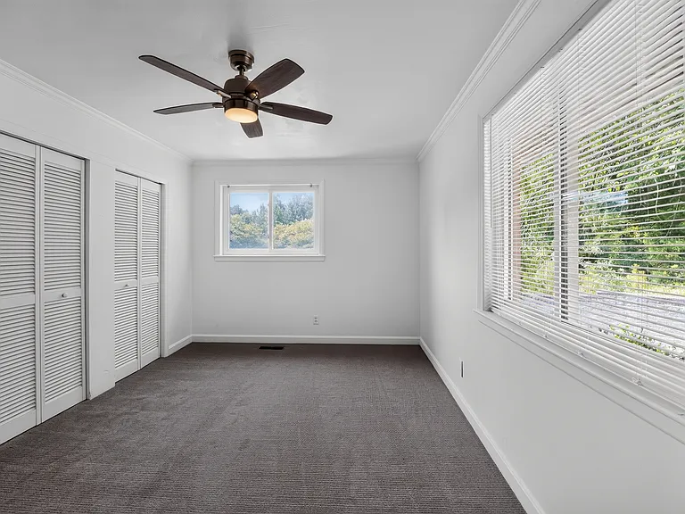 500 Emerald Pond Ln — Photo 30