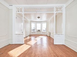 379 E 26th St #3B, Brooklyn, NY 11226