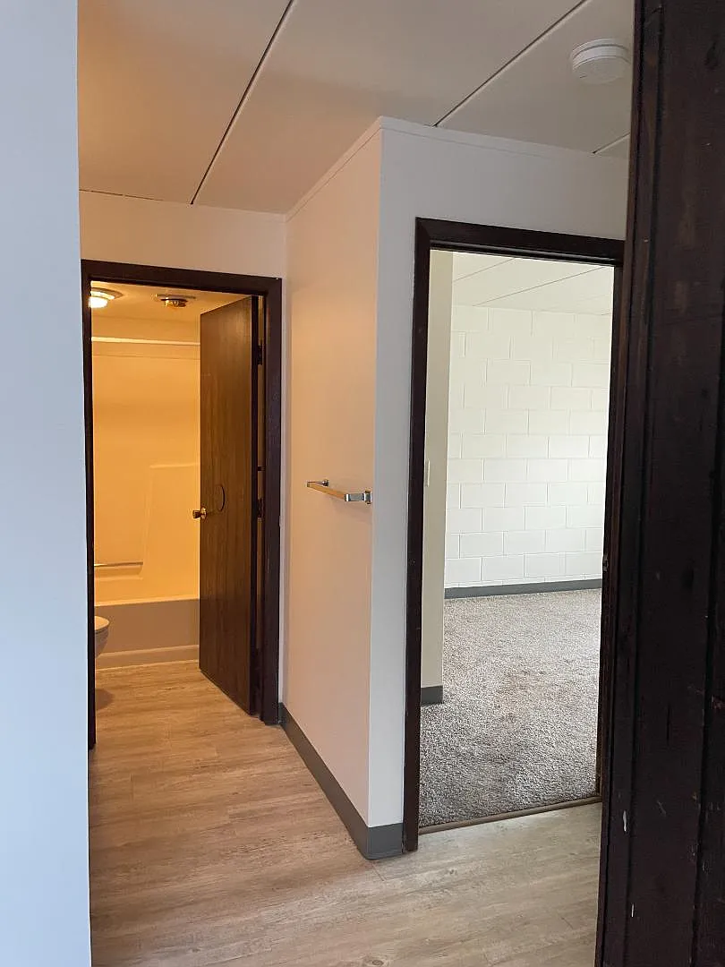 314 W. South Street - 208/60% — Photo 3
