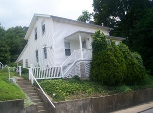 400 E Freedom Ave, Burnham, PA 17009