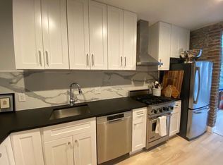 421 7th St NE, Washington, DC 20002