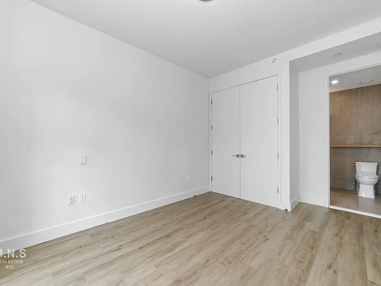 550 Prospect Pl #701 — Photo 13