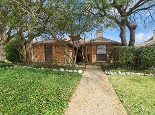 14824 Sopras Cir, Addison, TX 75001