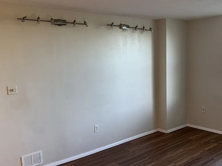 701 S Madison Ave #309 — Photo 26