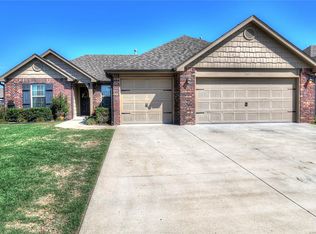 12457 E 130th St N, Collinsville, OK 74021