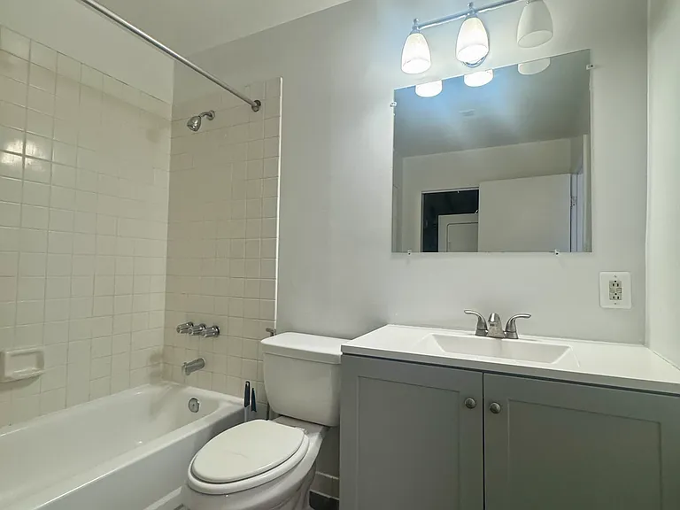 14 E Chase St #203 — Photo 13