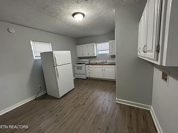 2nd image of 214 Dameron Ave