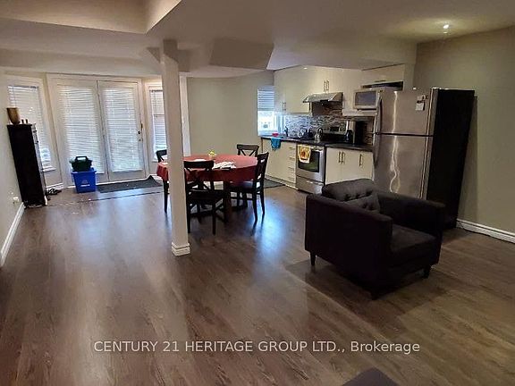 5th image of 30 Wood Rim Dr #Basement