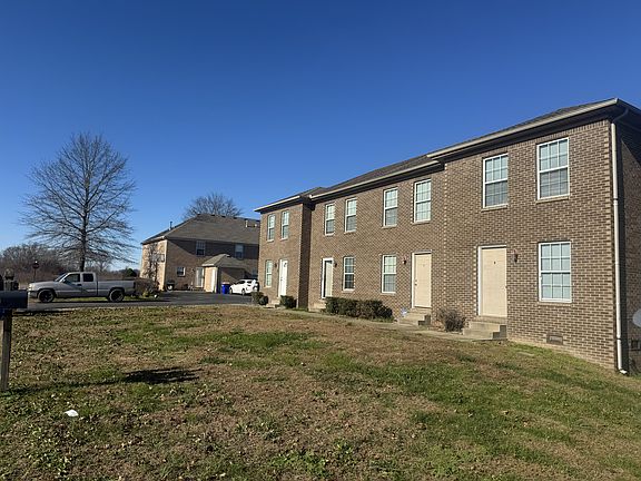 2nd image of 141 Coachman Ct APT D